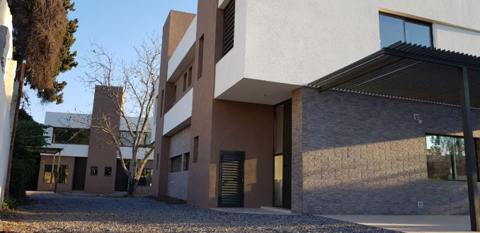 Housing en Villa Belgrano - 4 viviendas para venta